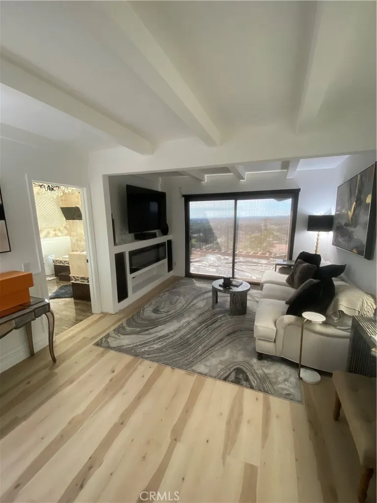 12265 Circula Panorama Santa Ana, CA 92705