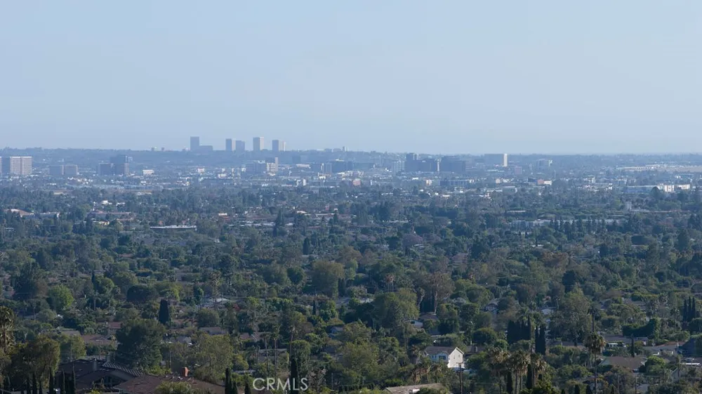 12265 Circula Panorama Santa Ana, CA 92705