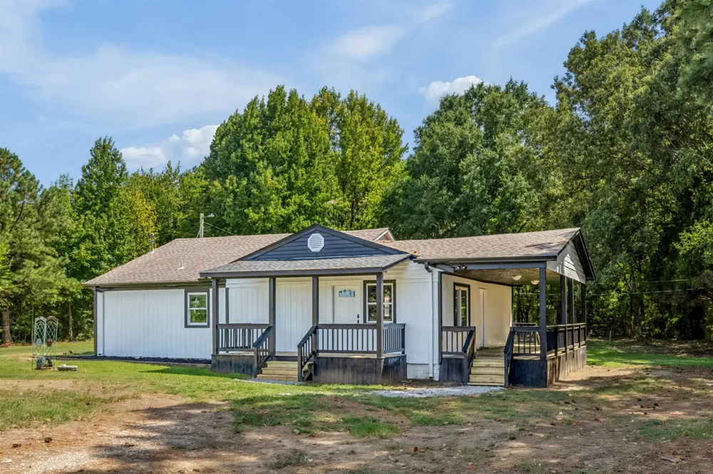 13301 GOODMAN RD RD Horn Lake, MS 38637