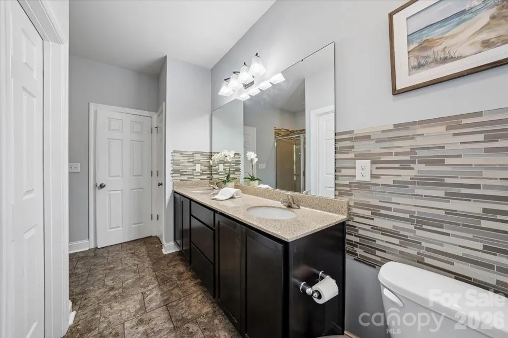 1006 Spring Rose Lane Matthews, NC 28104