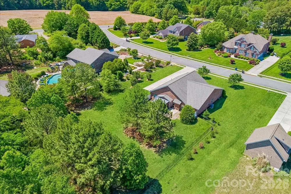 1006 Spring Rose Lane Matthews, NC 28104