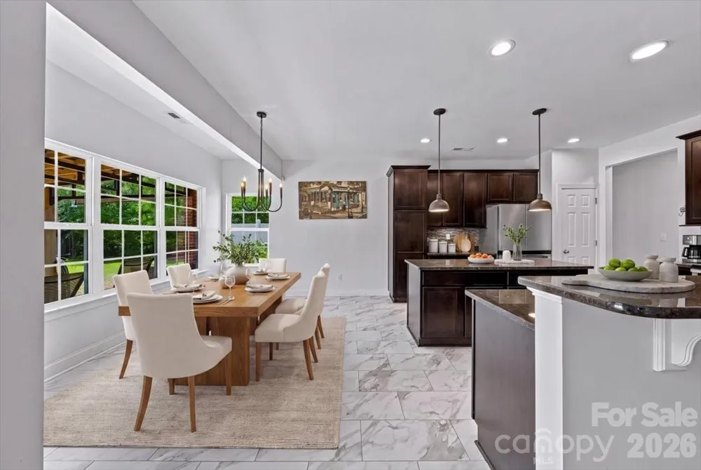 1006 Spring Rose Lane Matthews, NC 28104