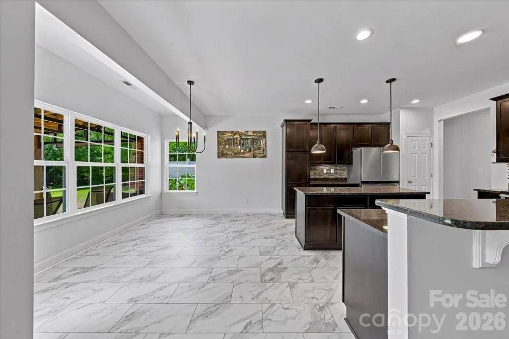 1006 Spring Rose Lane Matthews, NC 28104