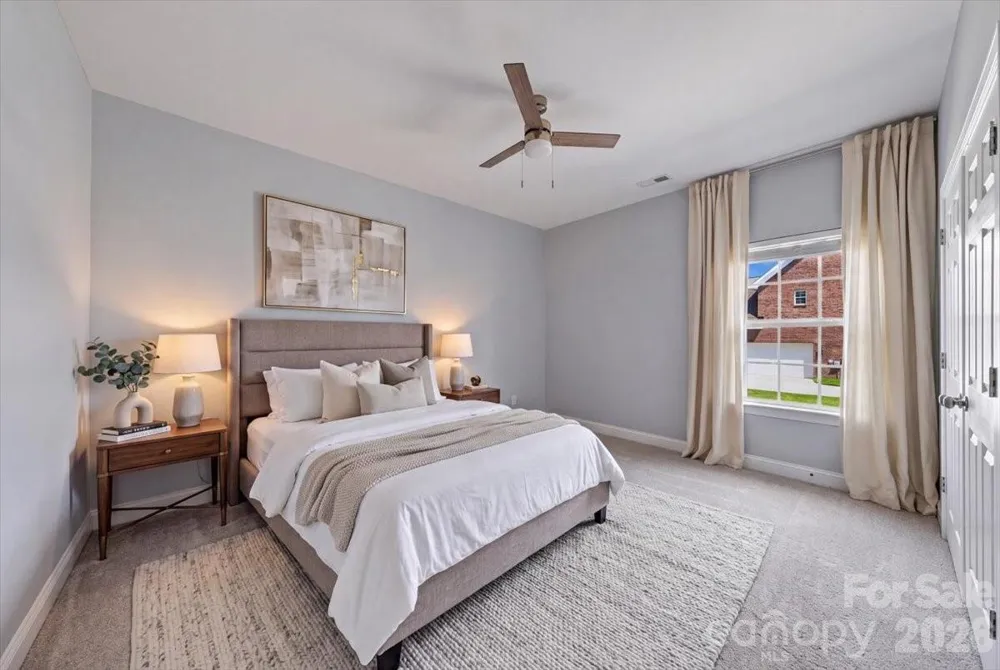 1006 Spring Rose Lane Matthews, NC 28104