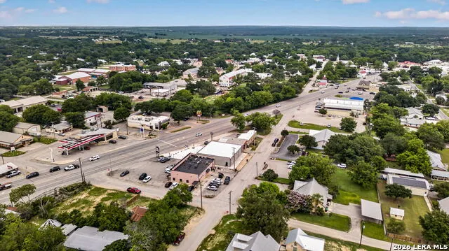 806 Us Highway 90 W Castroville, TX 78009