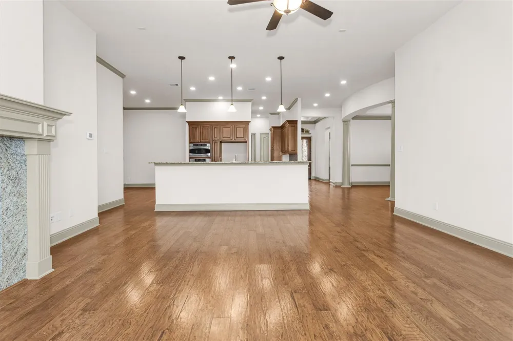 6411 S Saddle Creek Lane Fulshear, TX 77441