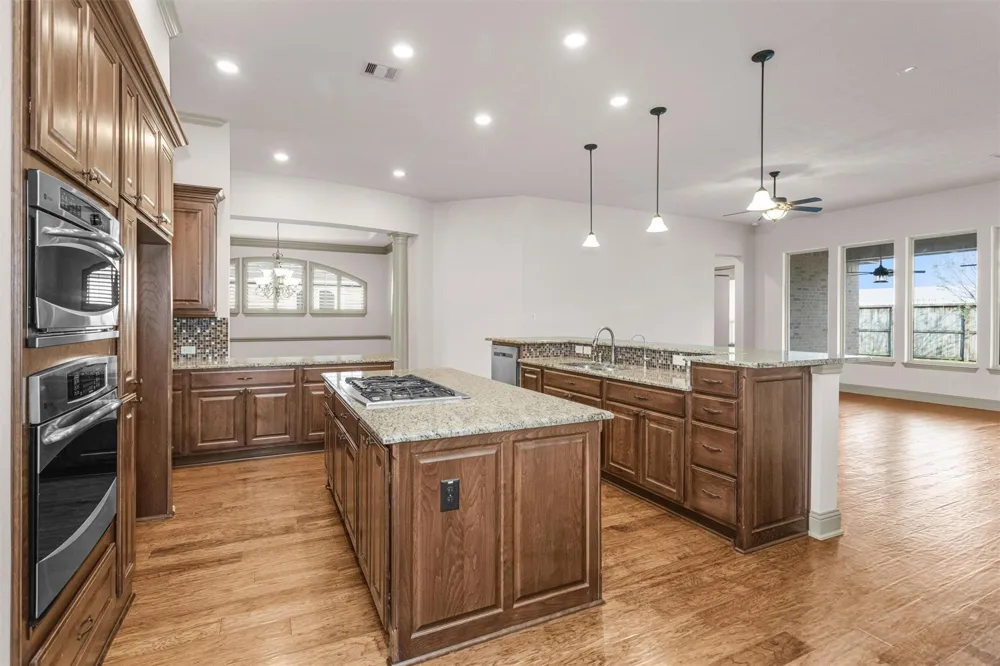 6411 S Saddle Creek Lane Fulshear, TX 77441