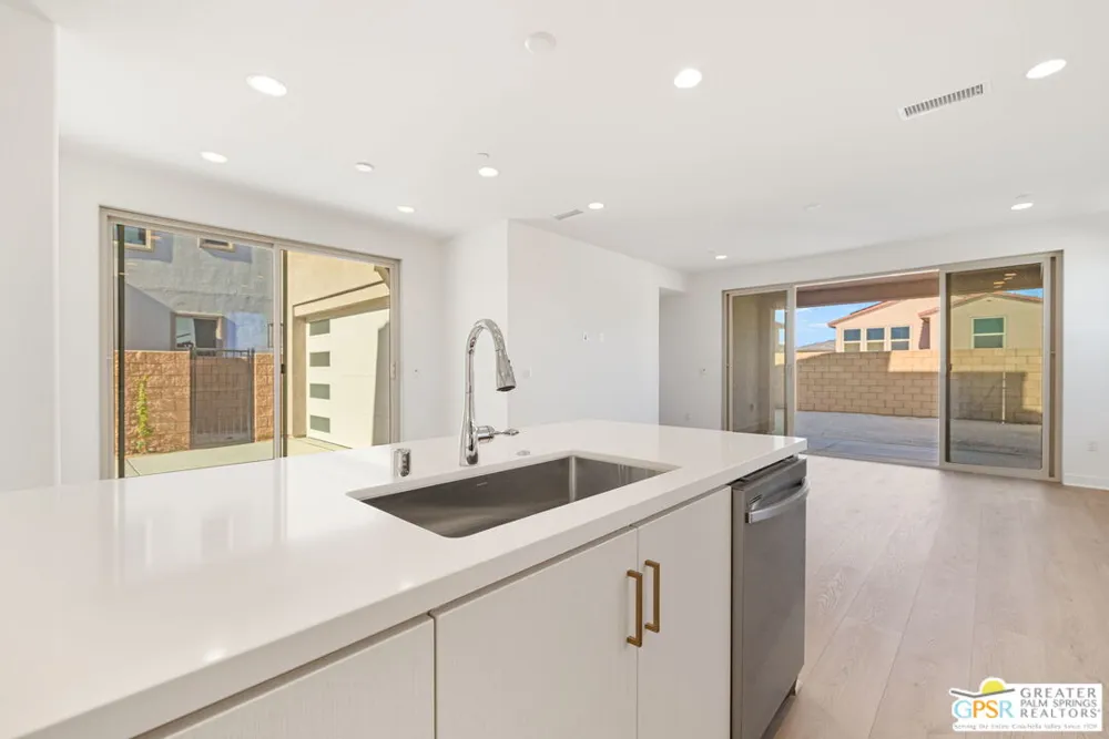 74252 Becker Street Palm Desert, CA 92211