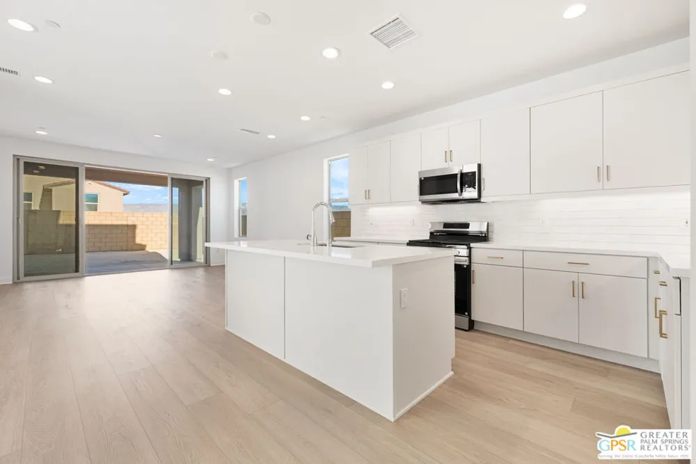74252 Becker Street Palm Desert, CA 92211