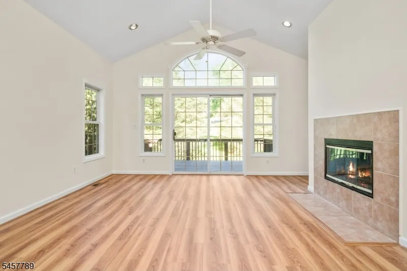 32 Havenhill Rd Hardyston, NJ 07419