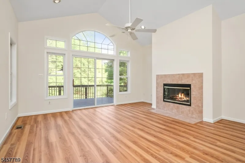 32 Havenhill Rd Hardyston, NJ 07419