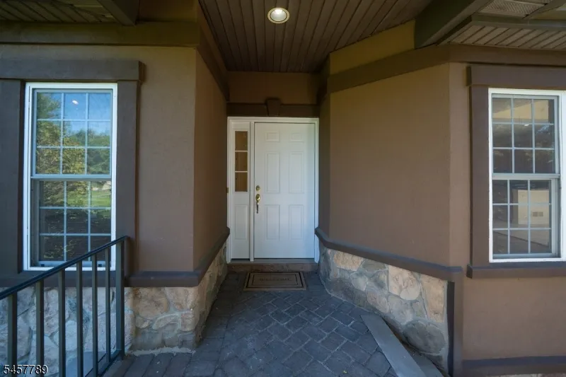 32 Havenhill Rd Hardyston, NJ 07419