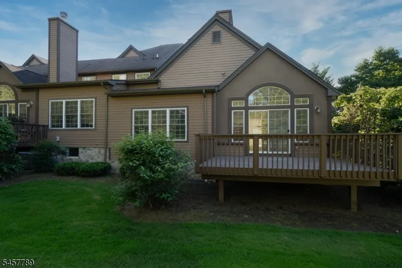 32 Havenhill Rd Hardyston, NJ 07419