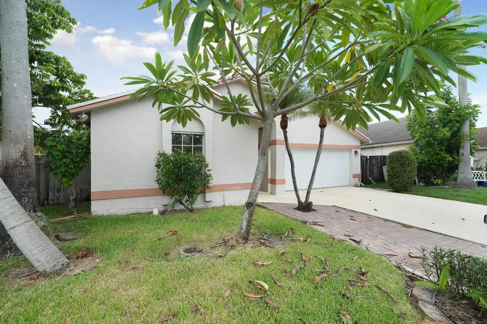 1296 Waterway Cove Drive Wellington, FL 33414