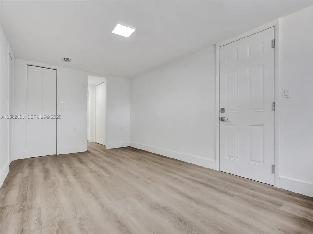 1609 NW 7th Ter Fort Lauderdale, FL 33311