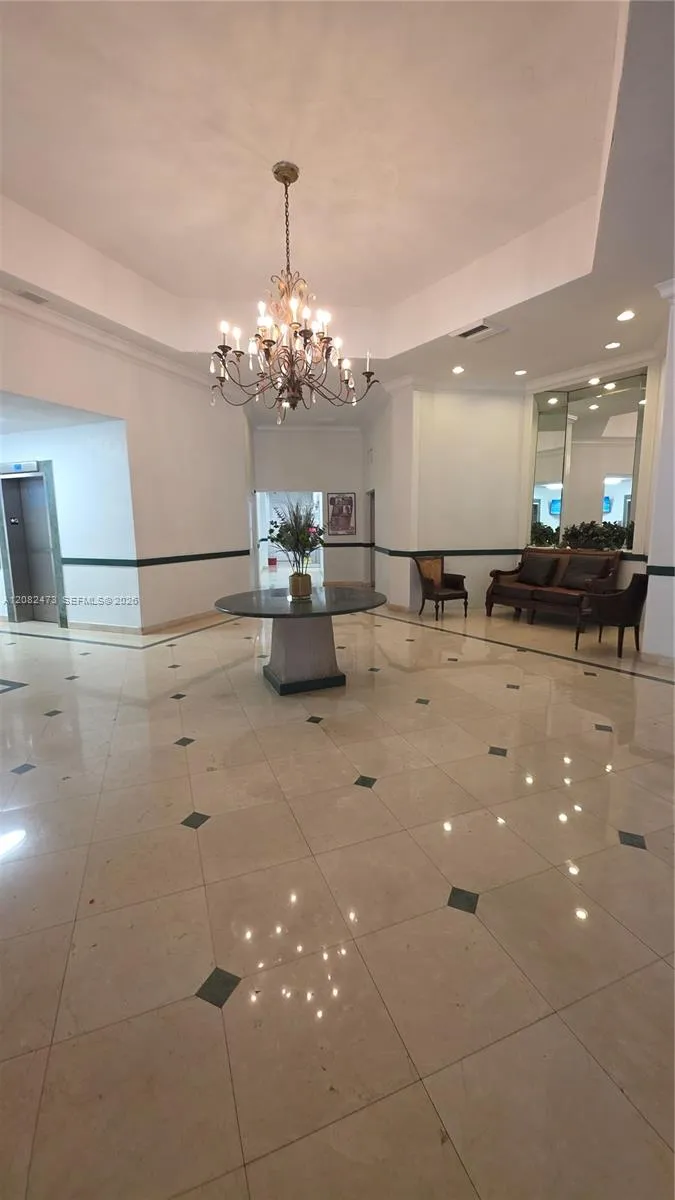1301 NE Miami Gardens Dr #425W Miami, FL 33179