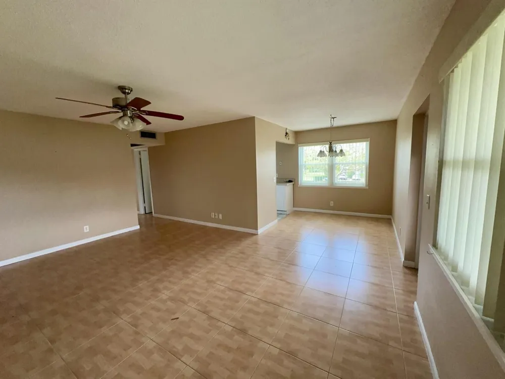 38 CAMBRIDGE B West Palm Beach, FL 33417