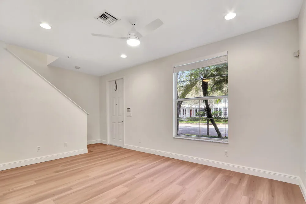 4313 PARKSIDE DRIVE Jupiter, FL 33458