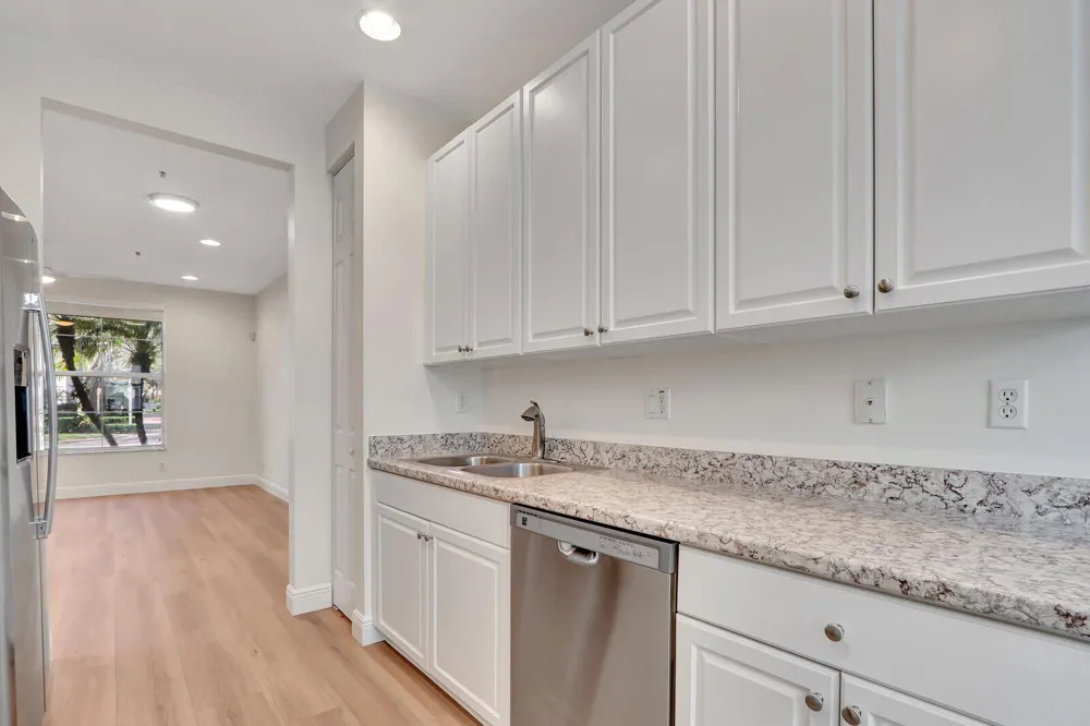 4313 PARKSIDE DRIVE Jupiter, FL 33458