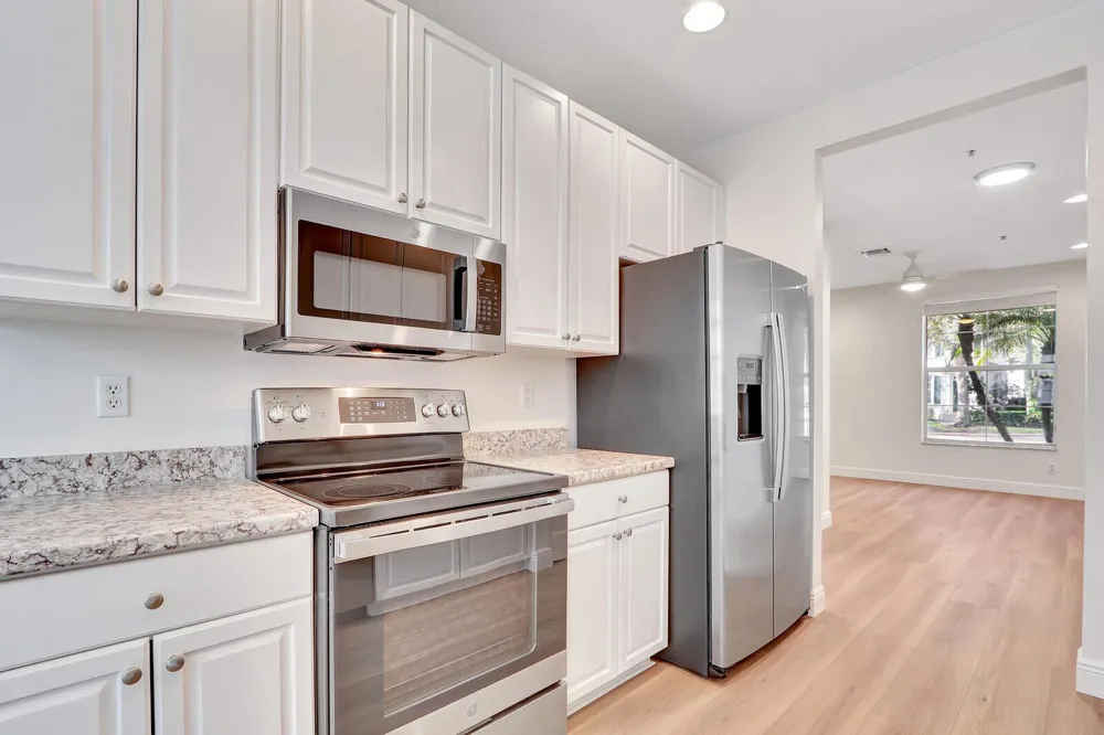 4313 PARKSIDE DRIVE Jupiter, FL 33458