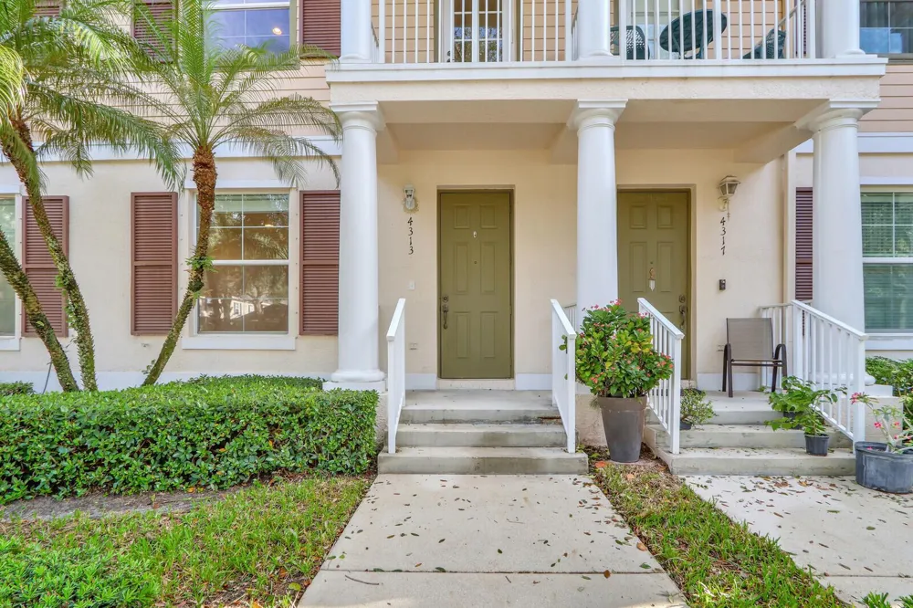 4313 PARKSIDE DRIVE Jupiter, FL 33458