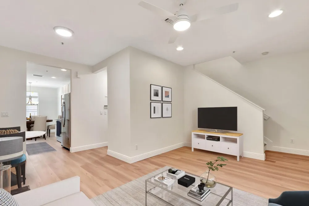 4313 PARKSIDE DRIVE Jupiter, FL 33458