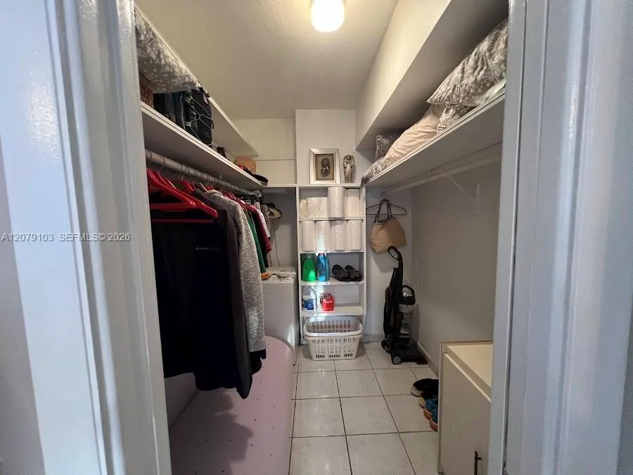 1350 Atlantic Shores Blvd #322 Hallandale Beach, FL 33009