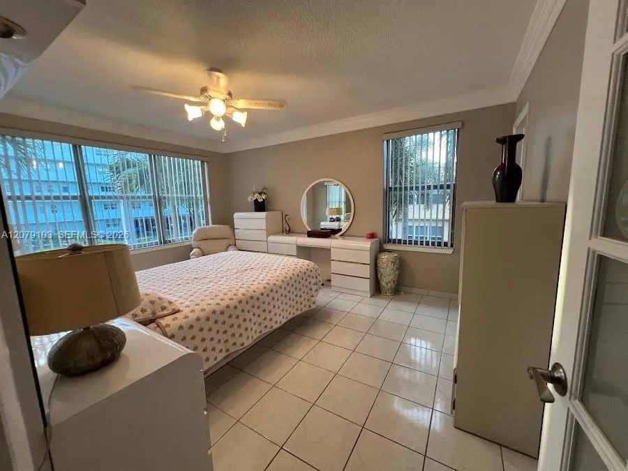 1350 Atlantic Shores Blvd #322 Hallandale Beach, FL 33009