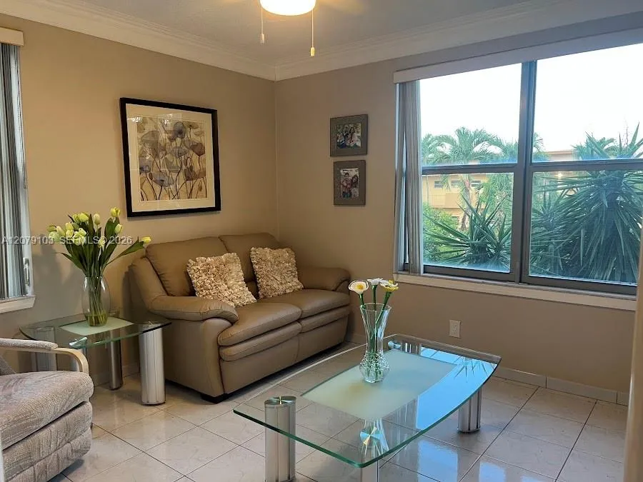 1350 Atlantic Shores Blvd #322 Hallandale Beach, FL 33009