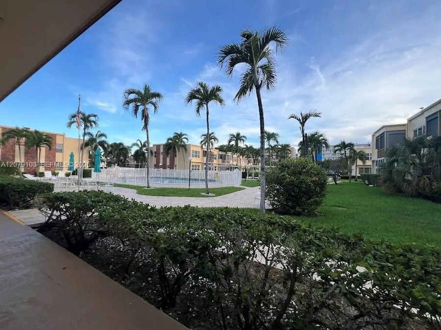 1350 Atlantic Shores Blvd #322 Hallandale Beach, FL 33009