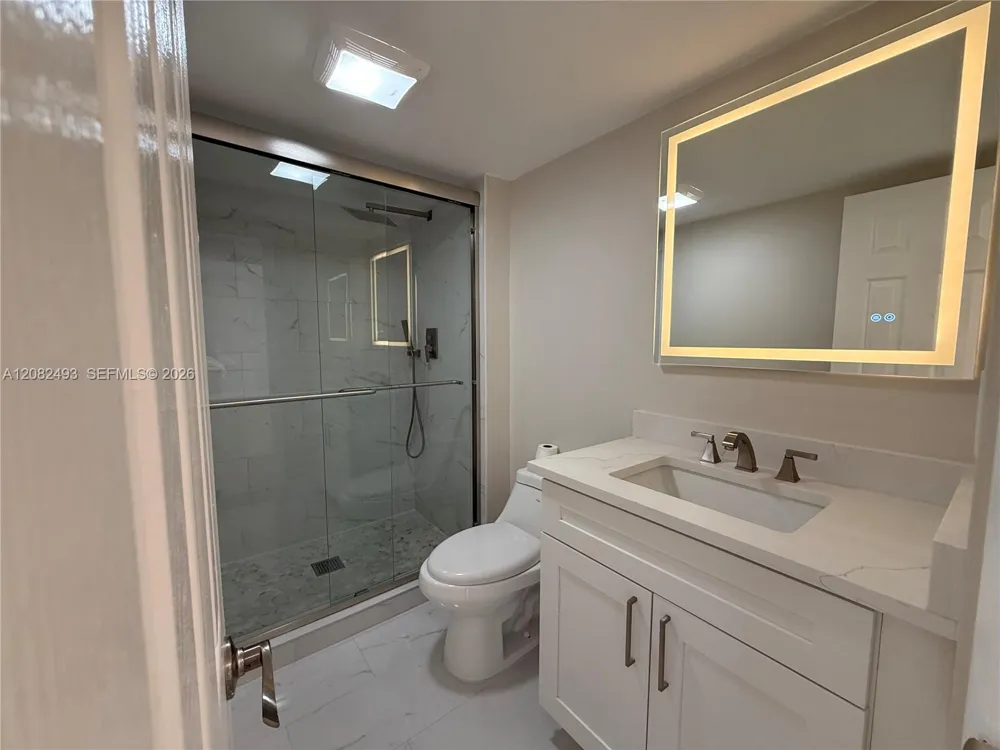 20335 W Country Club Dr #1203 Aventura, FL 33180