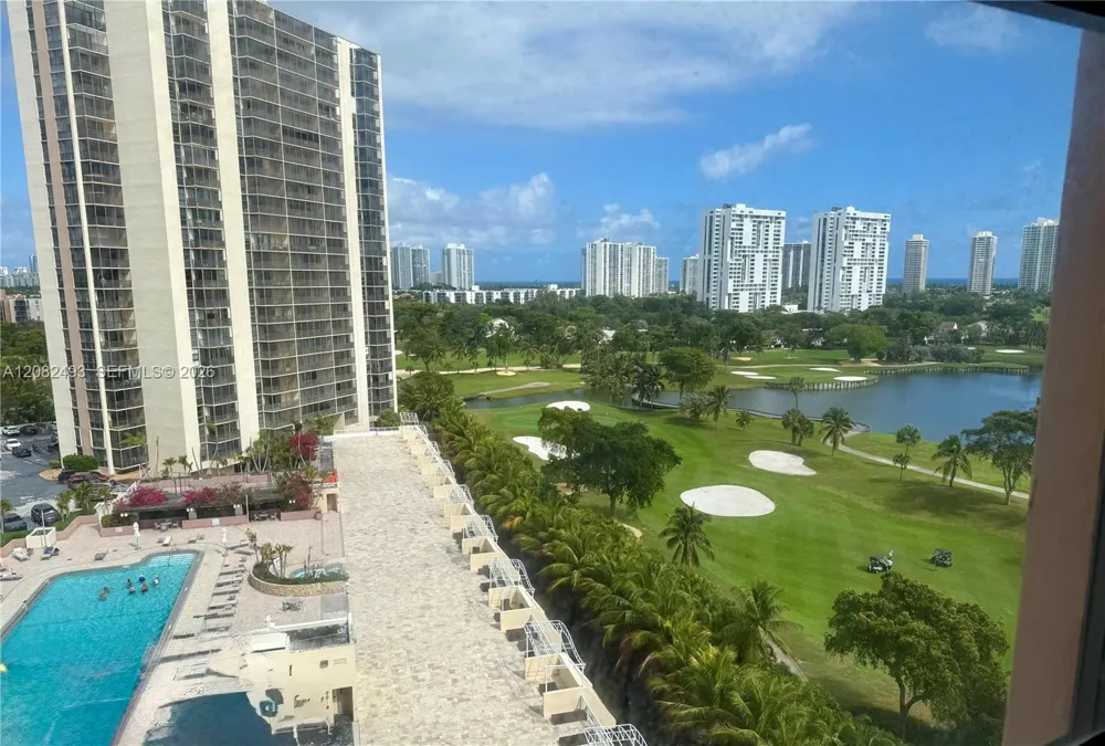 20335 W Country Club Dr #1203 Aventura, FL 33180