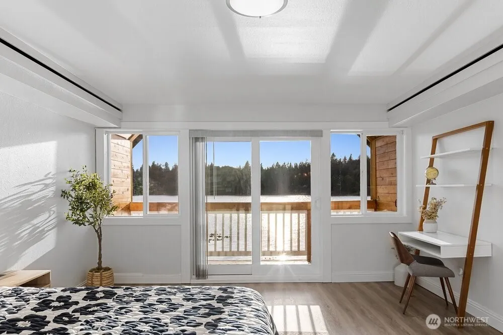 5680 Long Lake Road SE Port Orchard, WA 98367
