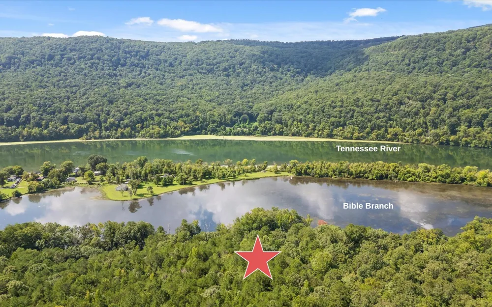 35 Mullins Cove Road Whitwell, TN 37397