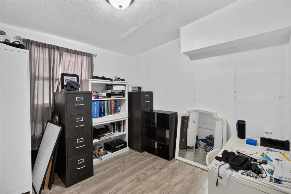 10905 22ND STREET Tampa, FL 33612