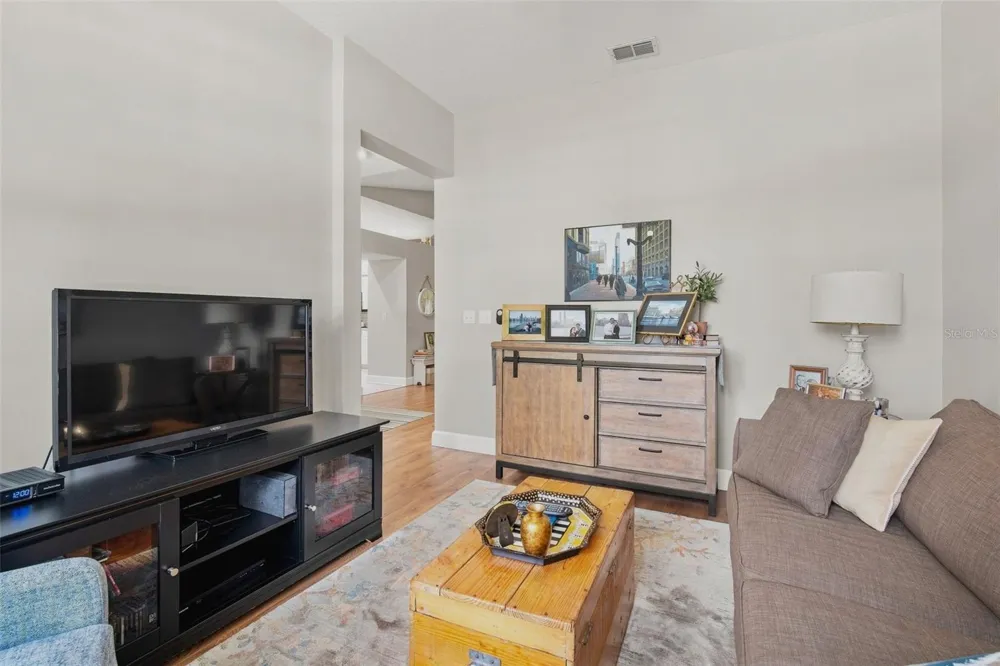 1008 OTTER MILL WAY #18 Sun City Center, FL 33573