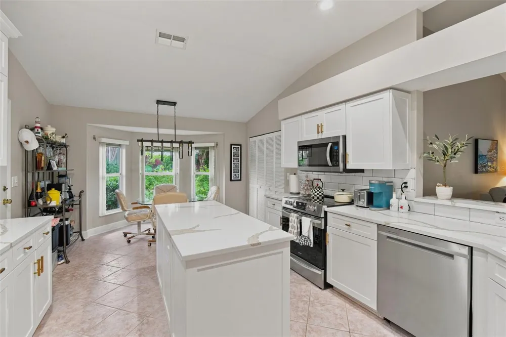 1008 OTTER MILL WAY #18 Sun City Center, FL 33573