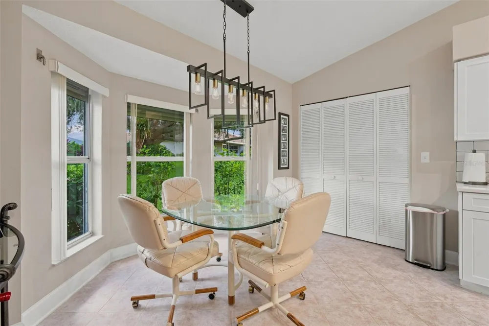 1008 OTTER MILL WAY #18 Sun City Center, FL 33573