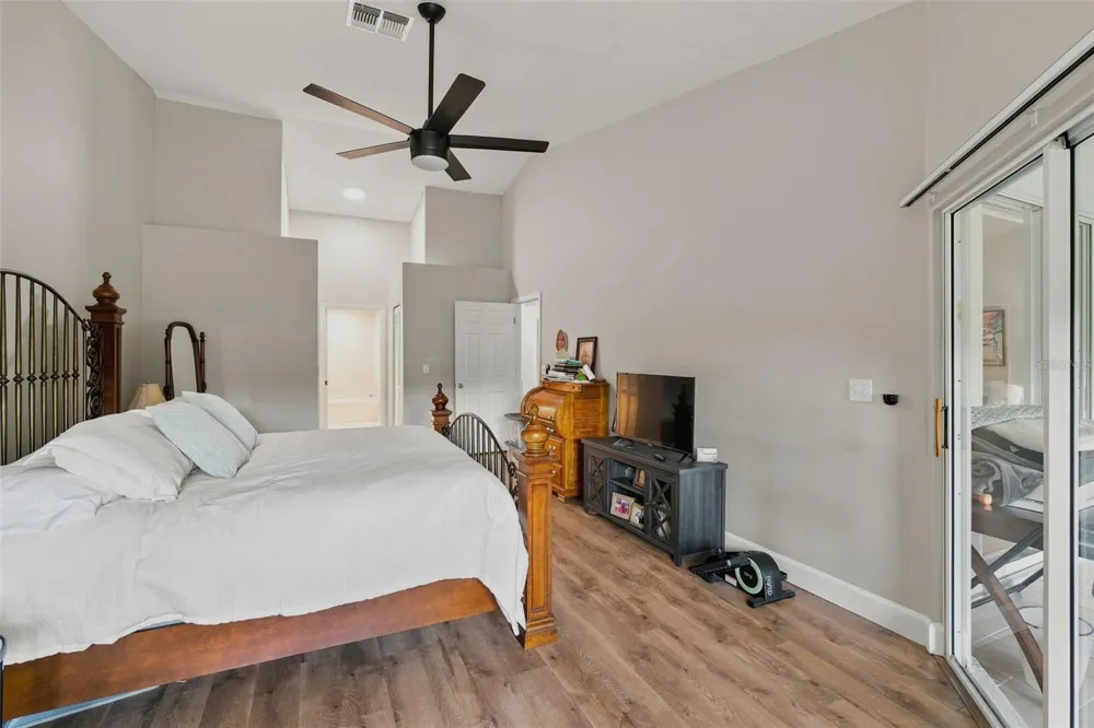 1008 OTTER MILL WAY #18 Sun City Center, FL 33573