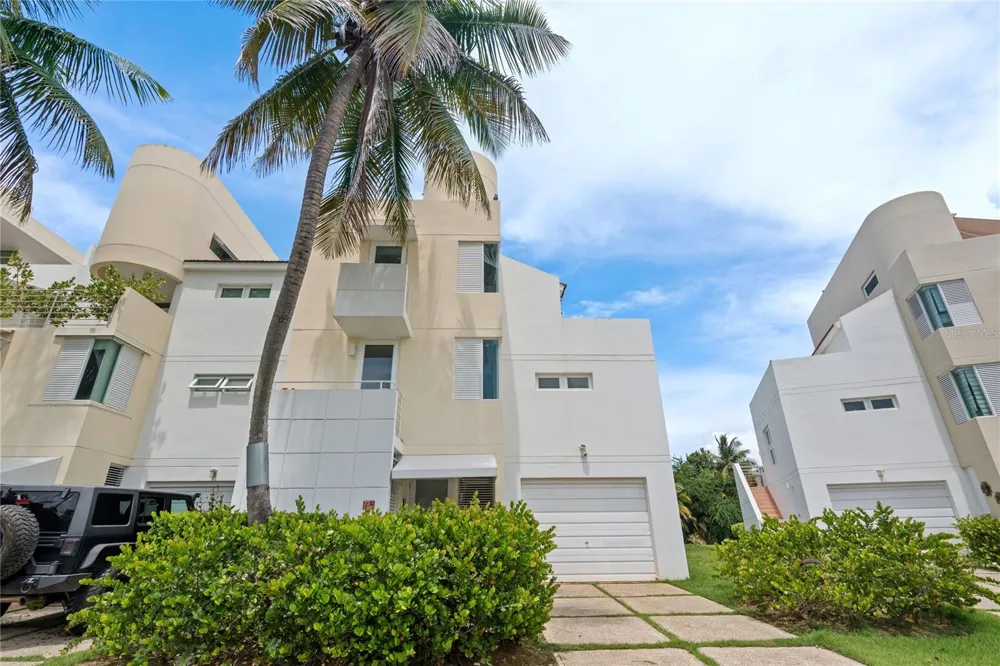151 VILAS DE GOLF EAST #73 Dorado, PR 00646