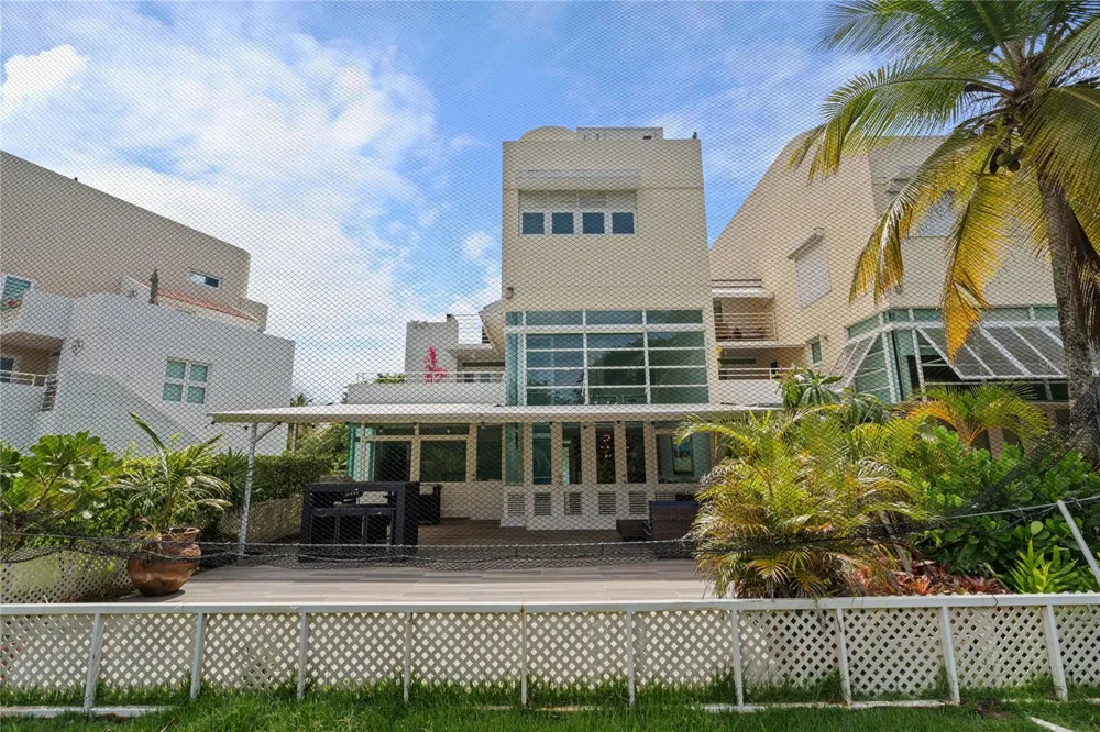 151 VILAS DE GOLF EAST #73 Dorado, PR 00646
