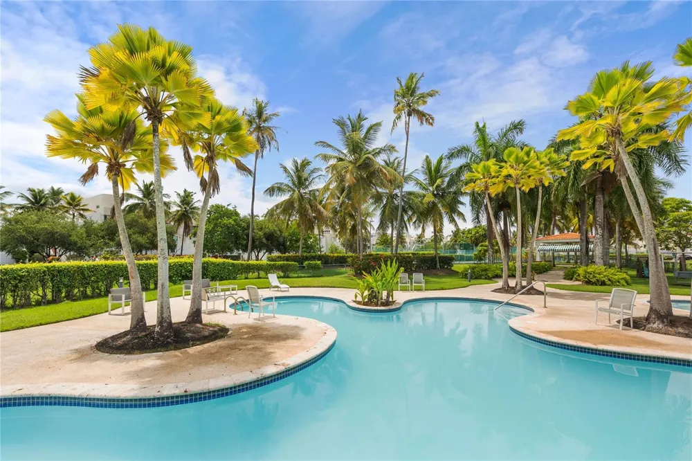 151 VILAS DE GOLF EAST #73 Dorado, PR 00646
