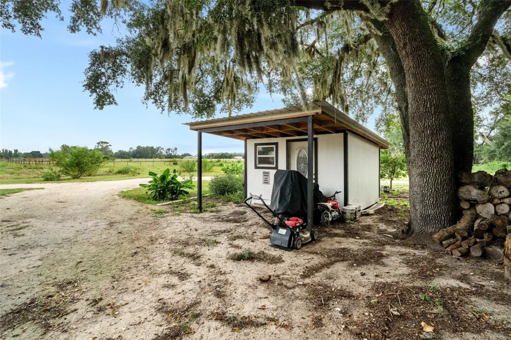 1750 SW 17TH TERRACE Bell, FL 32619