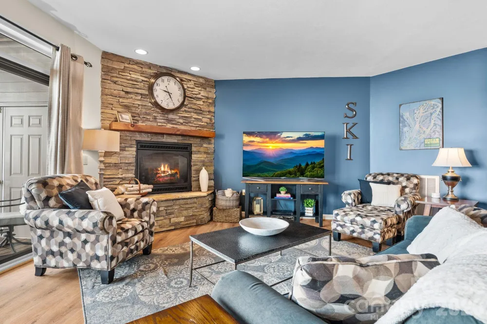 132 Rocky Top Sugar Mountain, NC 28604