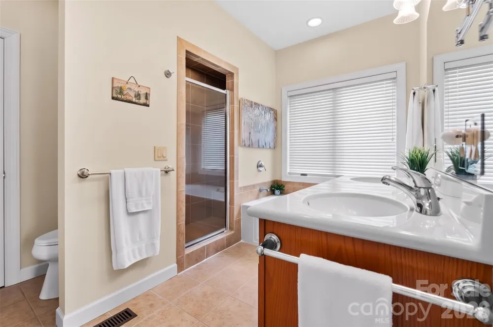 132 Rocky Top Sugar Mountain, NC 28604