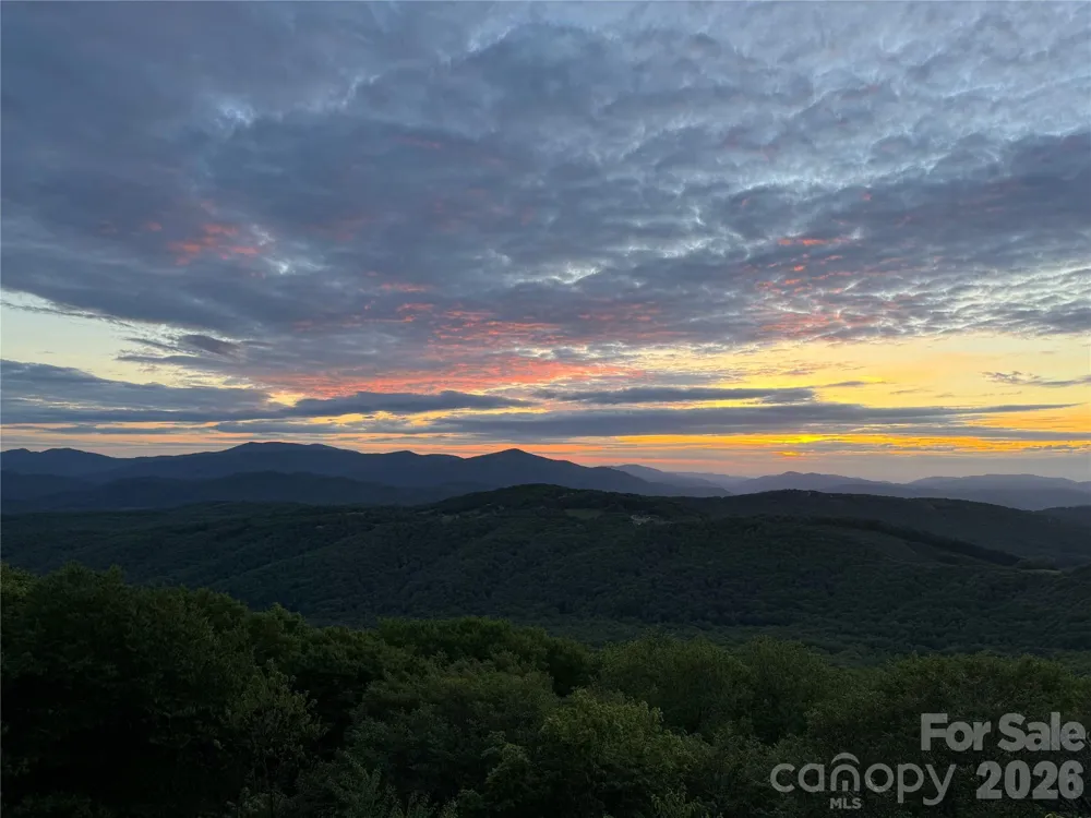132 Rocky Top Sugar Mountain, NC 28604