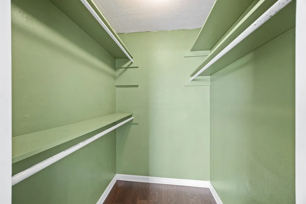 3902 Peterson Avenue #203 Austin, TX 78756