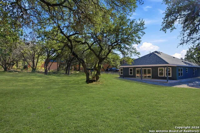 1169 Johnson Rd Canyon Lake, TX 78133