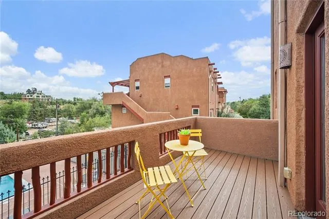 18 Taos Place Manitou Springs, CO 80829
