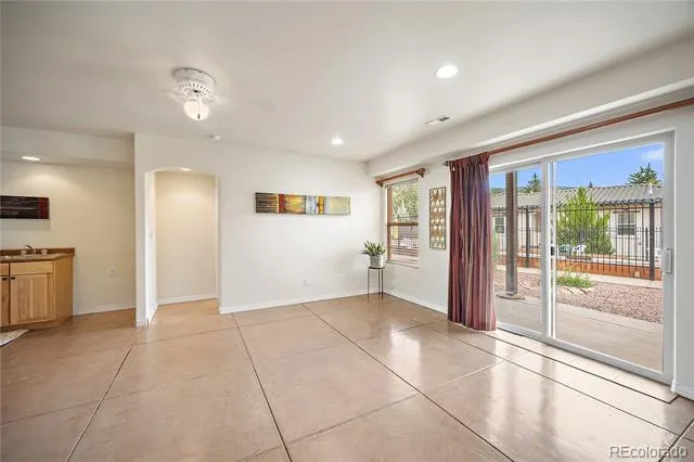 18 Taos Place Manitou Springs, CO 80829